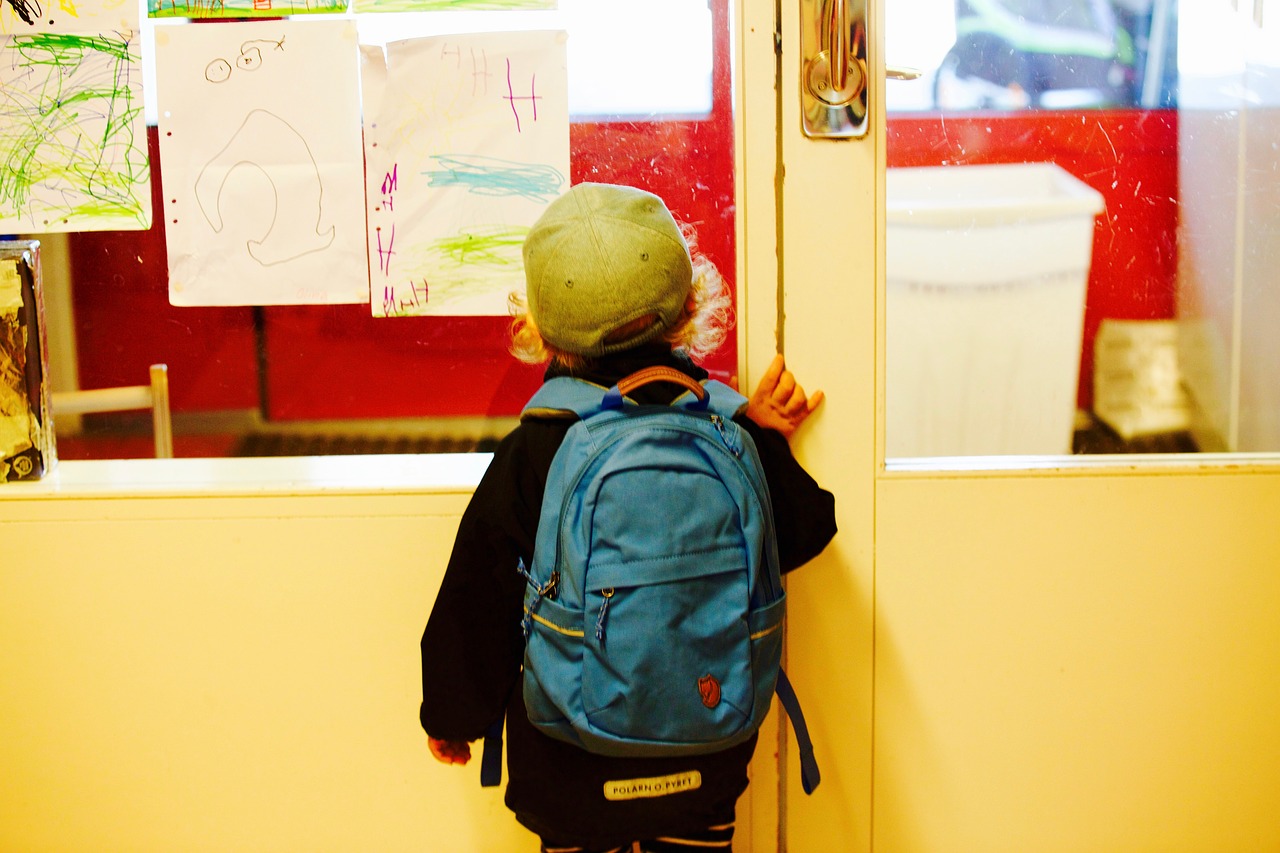 Enfant à la crèche